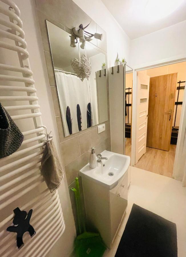 Apartament Oliwia Apartment Jelenia Gora Exterior photo